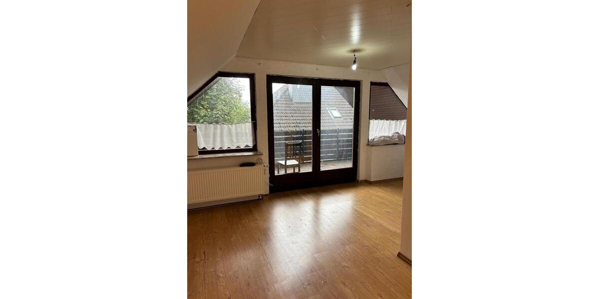 Etagenwohnung Lünen Alstedde - 8 Zimmer, 216 m&sup2;, 1.890&euro; | Angebot:26051024