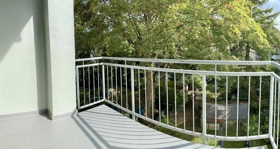 Etagenwohnung Oberhausen - 4 Zimmer, 122 m&sup2;, 900&euro; | Angebot:26588337