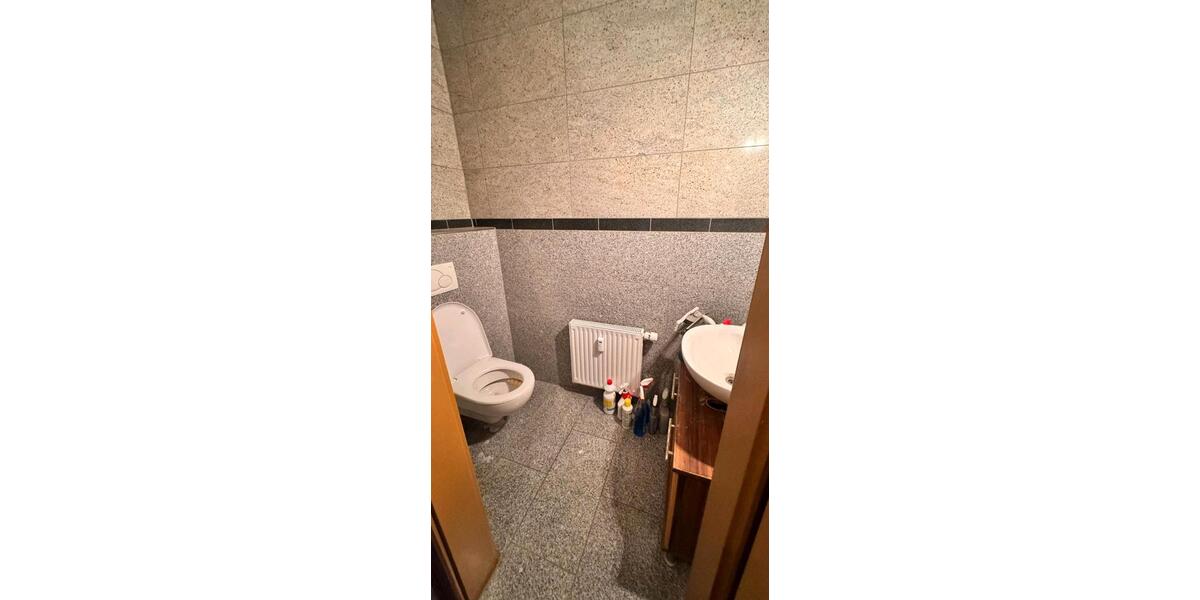 Etagenwohnung Essen Stadtkern - 3 Zimmer, 134 m&sup2;, 1.230&euro; | Angebot:25853085