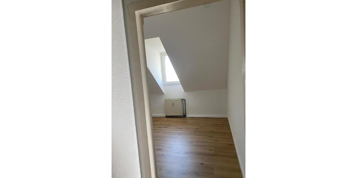 Dachgeschoßwohnung Recklinghausen Grullbad - 3 Zimmer, 80 m&sup2;, 690&euro; | Angebot:25448281