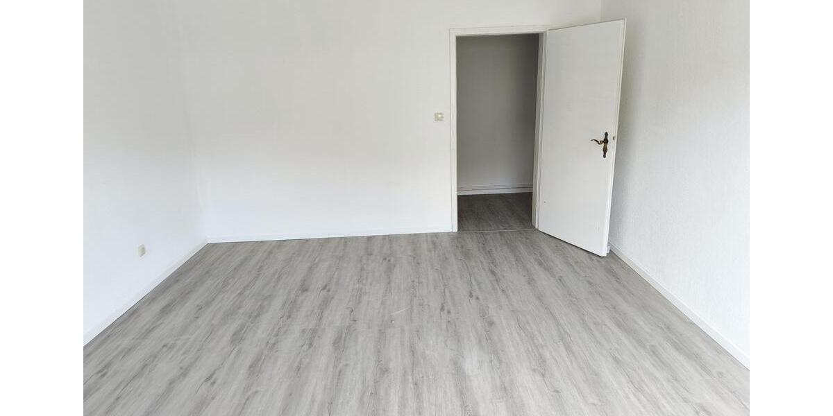 Etagenwohnung Oberhausen Osterfeld - 2 Zimmer, 67 m&sup2;, 560&euro; | Angebot:26644022