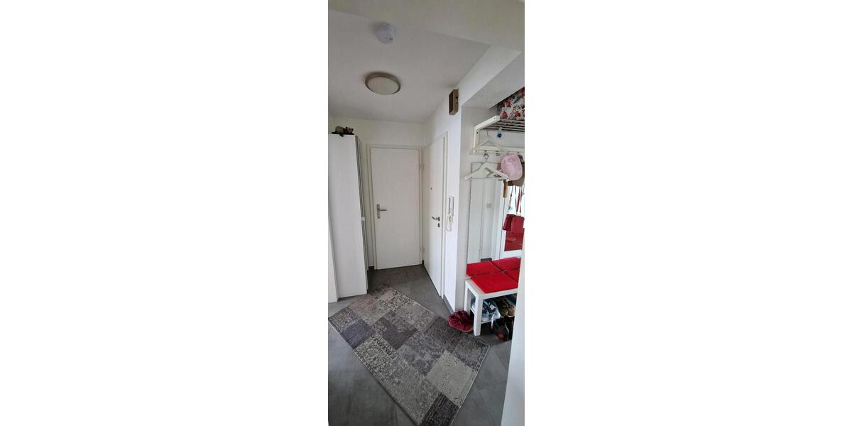 Dachgeschoßwohnung Essen Stadtbezirk VIII - 3.5 Zimmer, 74 m&sup2;, 254.000&euro; | Angebot:23583016