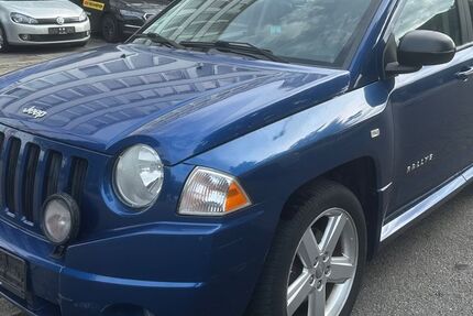 Jeep Compass 271.700 km 1.900 &euro; Essen 45127