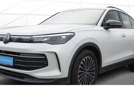 VW Tiguan 8.063 km 35.488 &euro; Herten 45701