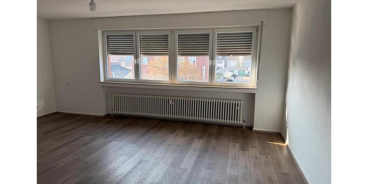 Etagenwohnung Oberhausen Alstaden - 3.5 Zimmer, 88 m&sup2;, 850&euro; | Angebot:25287423