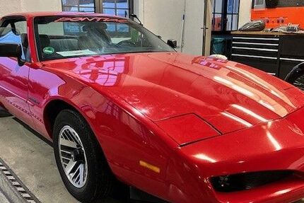 Pontiac Firebird 144.466 km 8.490 &euro; Bochum 44866