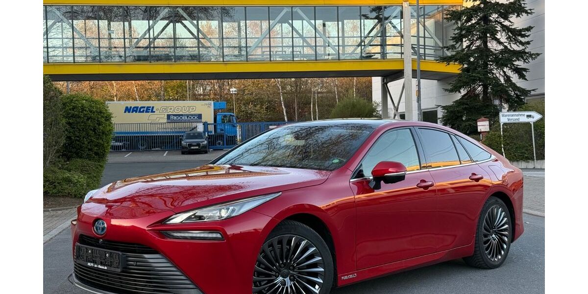 Toyota Mirai 47.000 km 17.900 &euro; Essen 45356