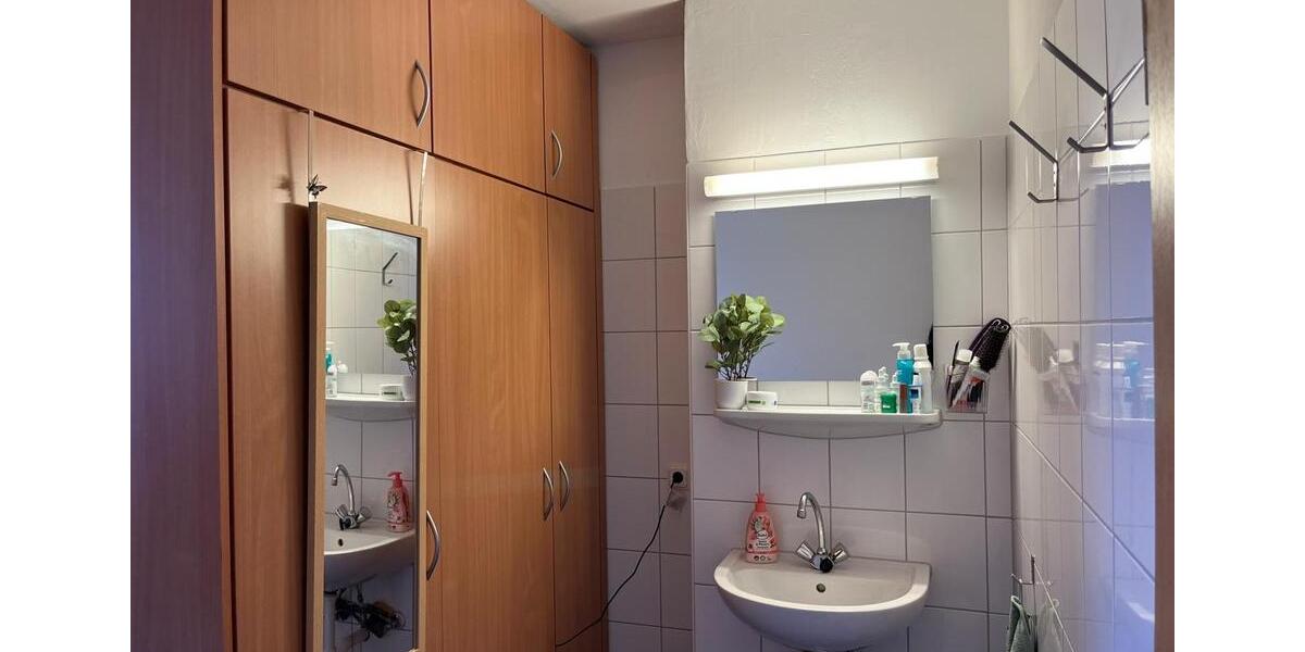 Etagenwohnung Bochum Laer - 1 Zimmer, 13 m&sup2;, 479&euro; | Angebot:25081394