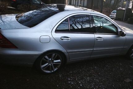 Mercedes-Benz C 180 253.000 km 1.100 &euro; Velbert 42549