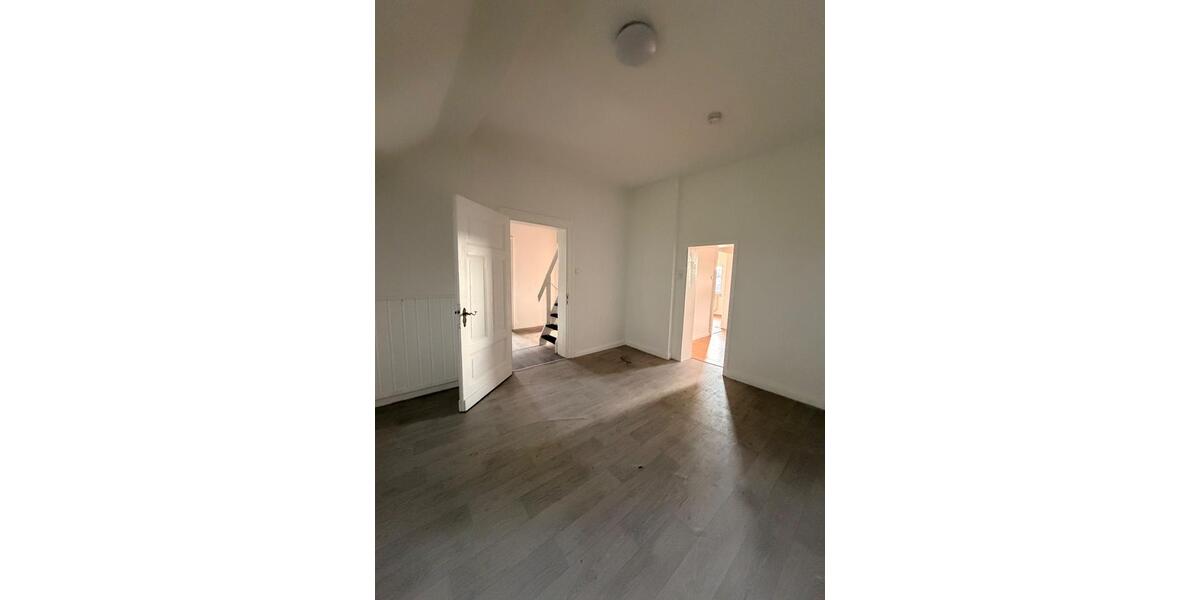 Etagenwohnung Recklinghausen König Ludwig - 4 Zimmer, 93 m&sup2;, 760&euro; | Angebot:26420606