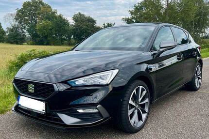 Seat Leon 67.256 km 21.900 &euro; Dinslaken 46535