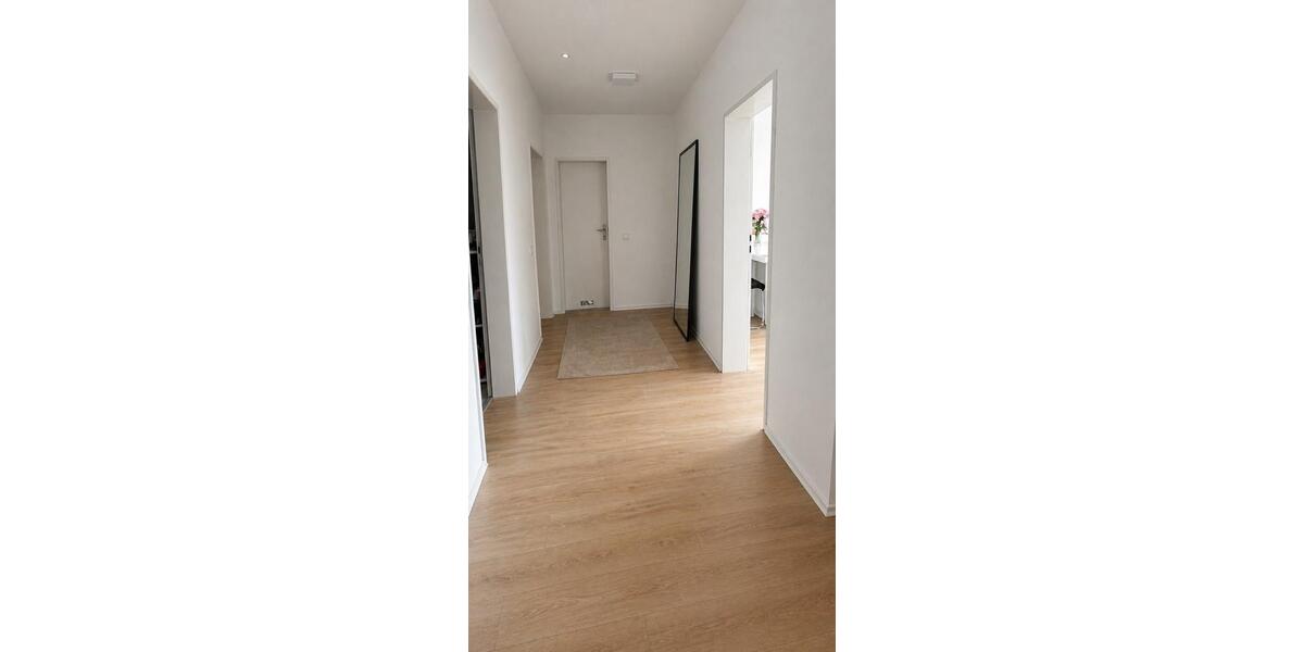 Etagenwohnung Gelsenkirchen Gelsenkirchen-Mitte - 3 Zimmer, 90 m&sup2;, 750&euro; | Angebot:26527180
