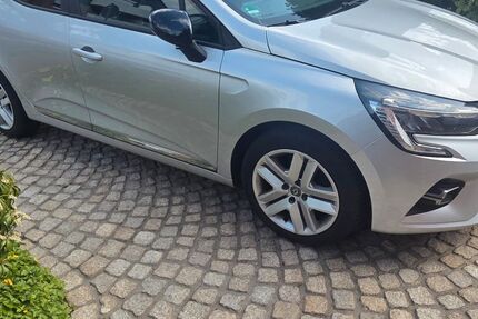 Renault Clio 72.000 km 10.540 &euro; Dinslaken 46537