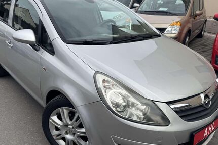 Opel Corsa 122.000 km 3.299 &euro; Dortmund 44388