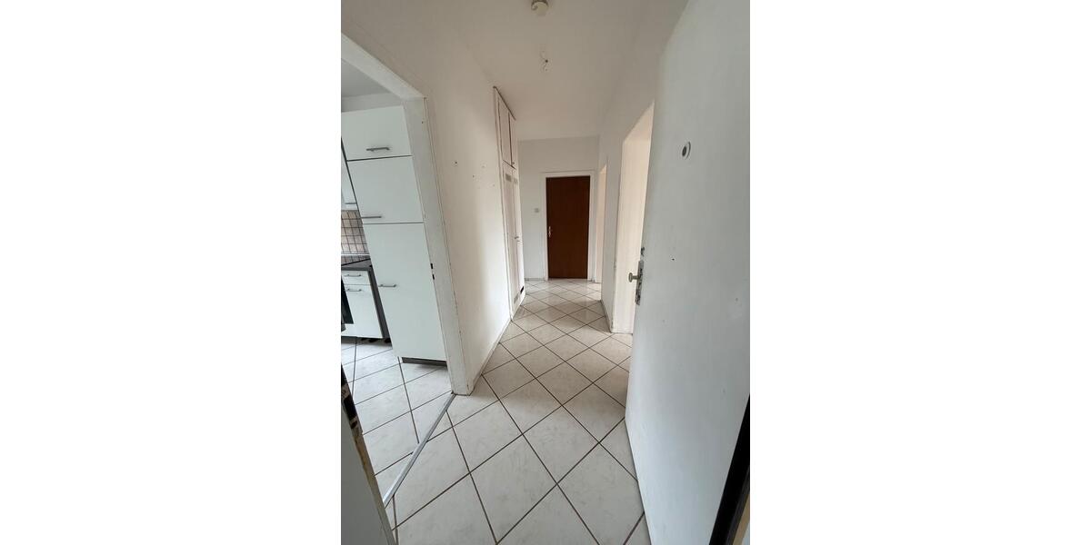 Etagenwohnung Essen Stadtbezirk VI - 3.5 Zimmer, 70 m&sup2;, 650&euro; | Angebot:27539461