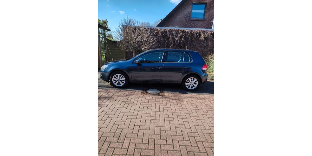 VW Golf 216.000 km 4.500 &euro; Hünxe 46569