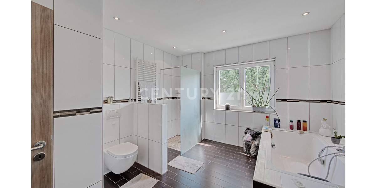 Arbeiten und exklusives Wohnen an einem Ort! - Wohn- & Geschäftshaus Herne Altenhöfen | Angebot:18225562