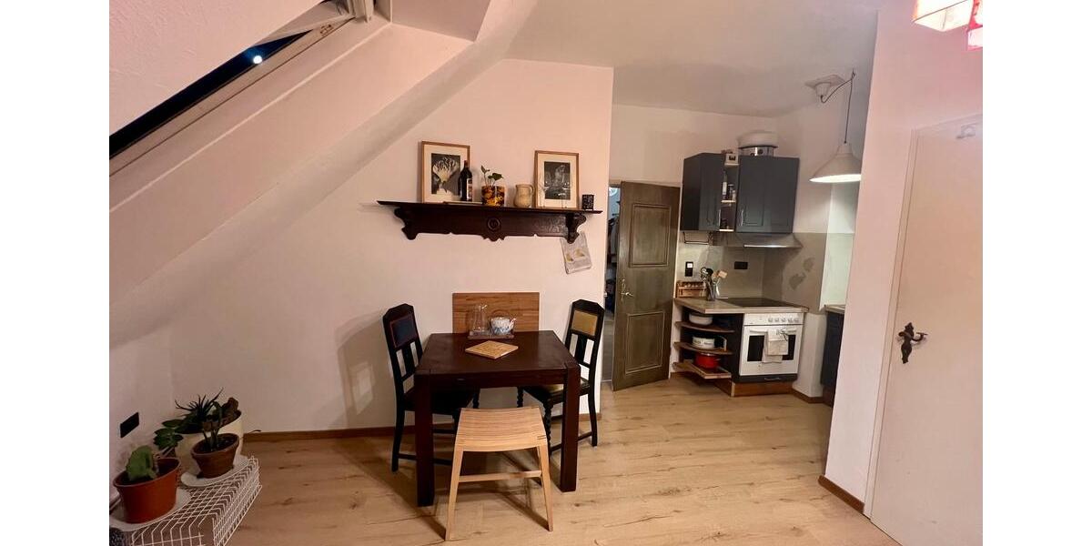 Dachgeschoßwohnung Witten - 2 Zimmer, 40 m&sup2;, 770&euro; | Angebot:25105127