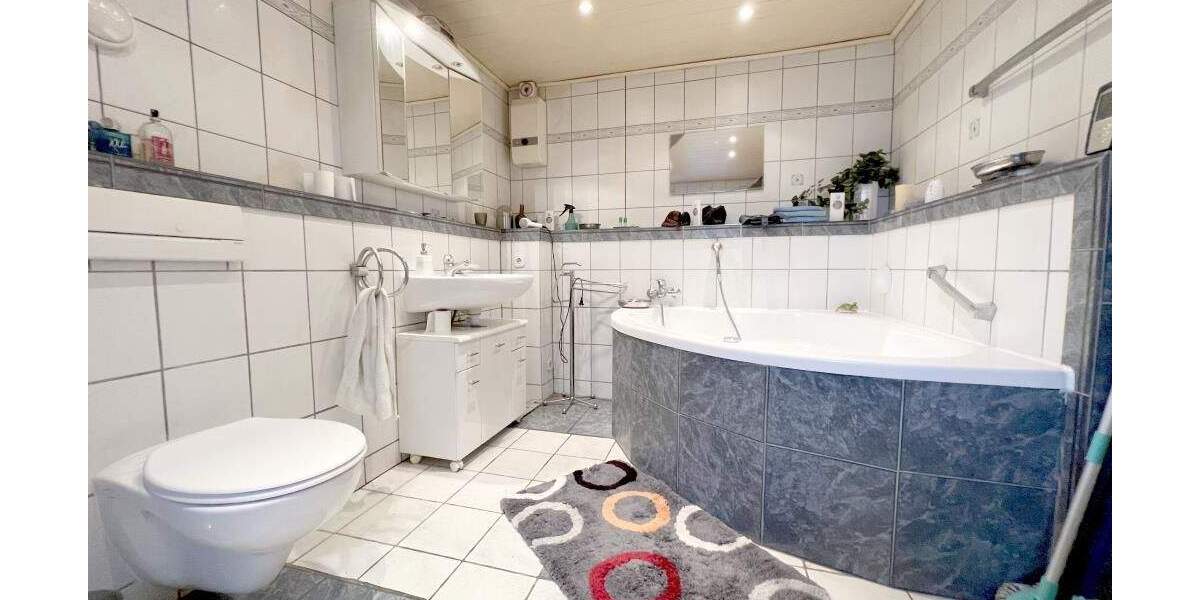 Etagenwohnung Bottrop-Grafenwald Grafenwald - 2 Zimmer, 70 m&sup2;, 690&euro; | Angebot:25803193