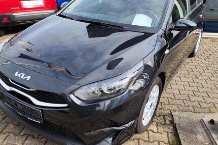 Kia ceed / Ceed 37.591 km 20.990 &euro; Essen 45307