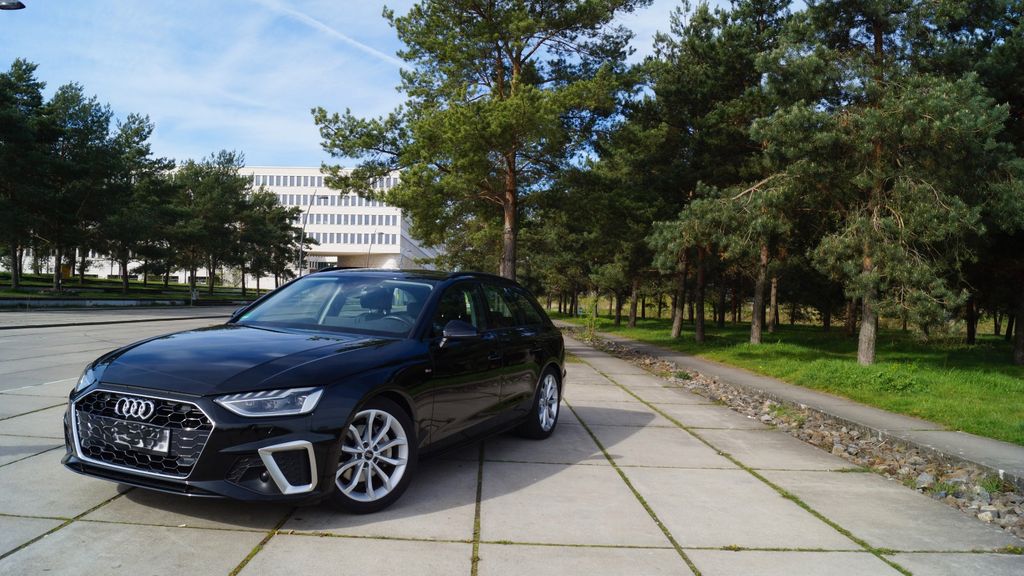 Audi A4 63.000 km 28.400 &euro; Dortmund 44269
