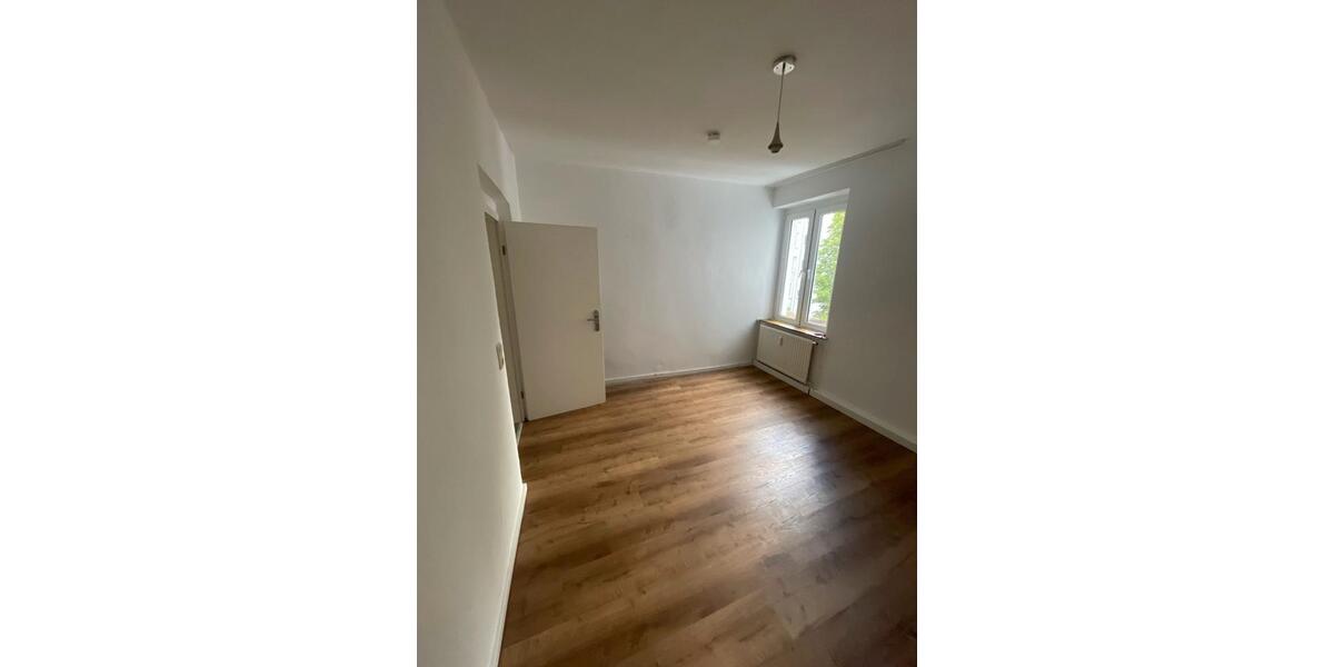 Etagenwohnung Dortmund Innenstadt Nord - 5.5 Zimmer, 120 m&sup2;, 940&euro; | Angebot:26659482