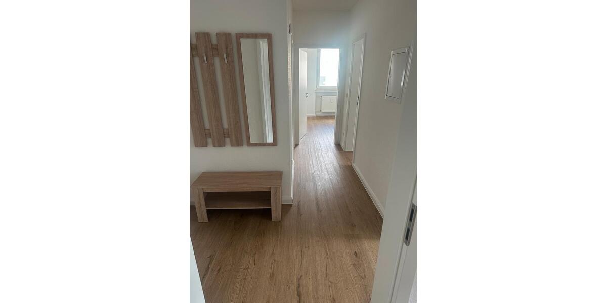 Etagenwohnung Essen Stadtbezirk III - 4.5 Zimmer, 80 m&sup2;, 1.100&euro; | Angebot:26048124