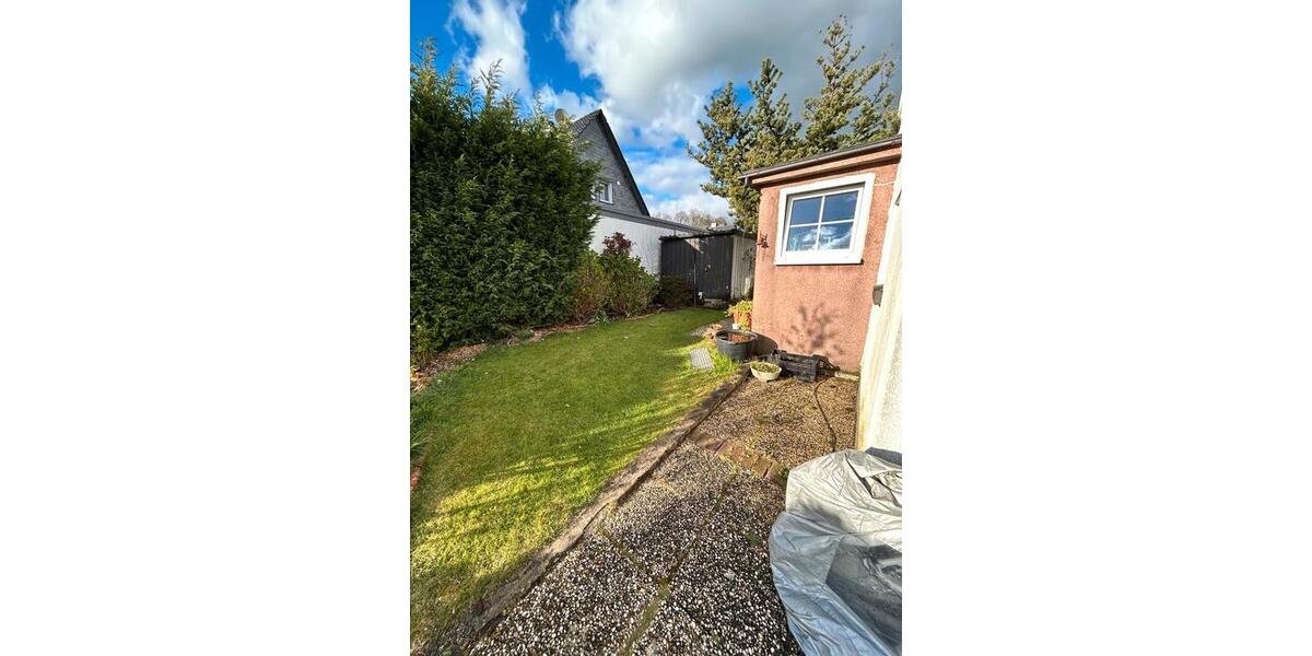 Doppelhaushälfte Essen Stadtbezirk VIII - 5 Zimmer, 130 m&sup2;, 250.000&euro; | Angebot:25942925