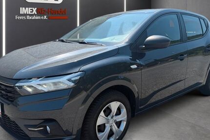 Dacia Sandero 106.000 km 8.999 &euro; Marl 45772