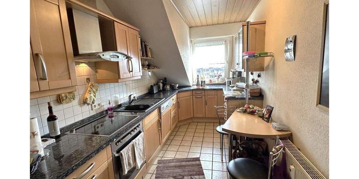 Etagenwohnung Gelsenkirchen Beckhausen - 3 Zimmer, 80 m&sup2;, 198.000&euro; | Angebot:25899701