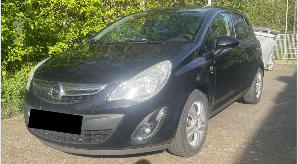 Opel Corsa 157.000 km 2.690 &euro; Essen 45329