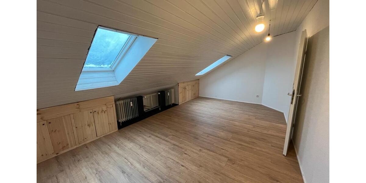 Reihenhaus Dorsten - 8 Zimmer, 183 m&sup2;, 329.000&euro; | Angebot:26578917