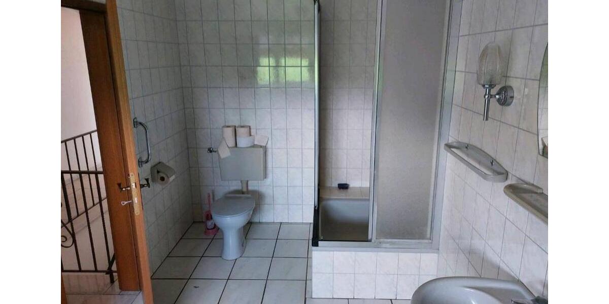 Erdgeschoßwohnung Selm - 6 Zimmer, 137 m&sup2;, 1.200&euro; | Angebot:26013816