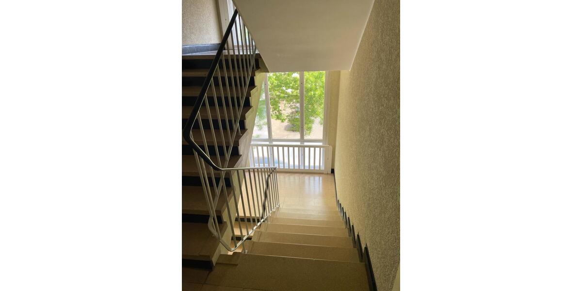 Dachgeschoßwohnung Essen Stadtbezirk II - 2 Zimmer, 40 m&sup2;, 550&euro; | Angebot:26033818