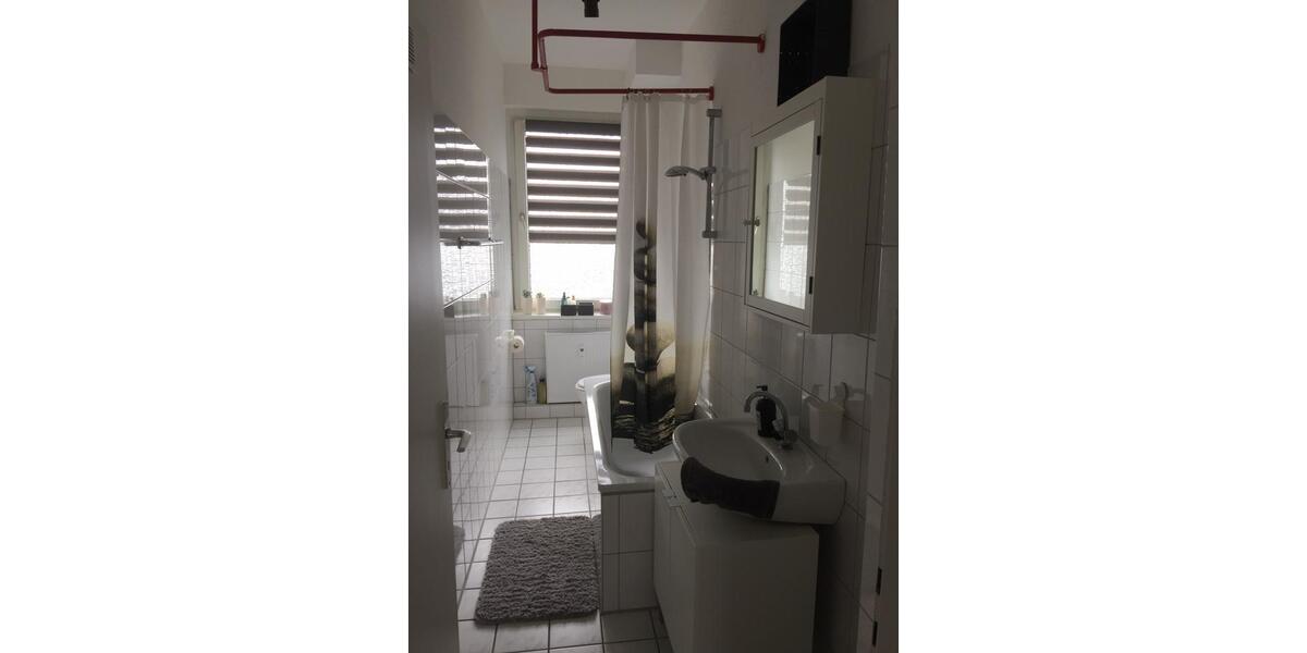 Etagenwohnung Essen Stadtkern - 2 Zimmer, 50 m&sup2;, 1.200&euro; | Angebot:27603642