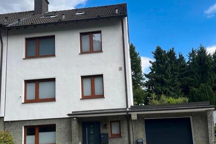 Haus Mülheim an der Ruhr Mellinghofen - 9 Zimmer, 248 m&sup2;, 699.000&euro; | Angebot:24611100