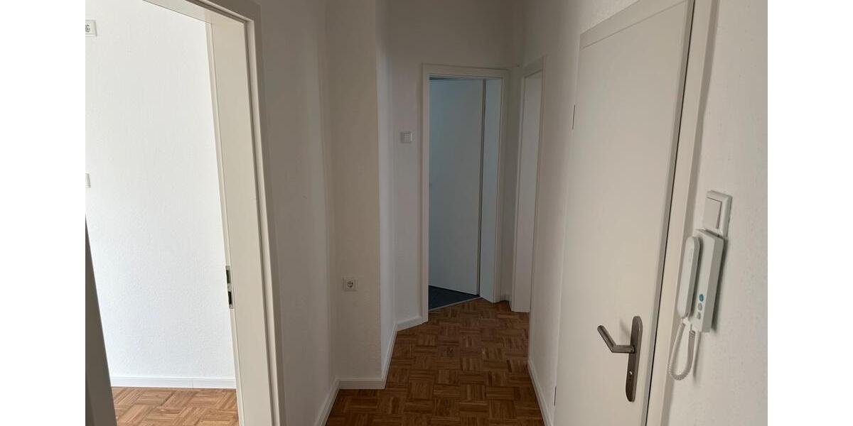 Etagenwohnung Essen Stadtkern - 2.5 Zimmer, 70 m&sup2;, 790&euro; | Angebot:26610421