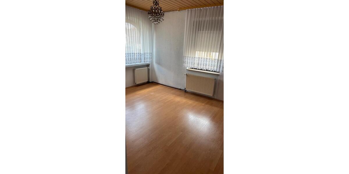 Einfamilienhaus Lünen - 4.5 Zimmer, 80 m&sup2;, 200.000&euro; | Angebot:25638733