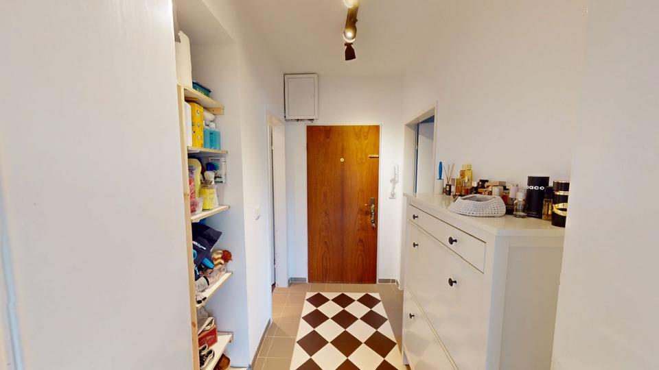 Etagenwohnung Velbert - 4.5 Zimmer, 94 m&sup2;, 1.630&euro; | Angebot:25935290