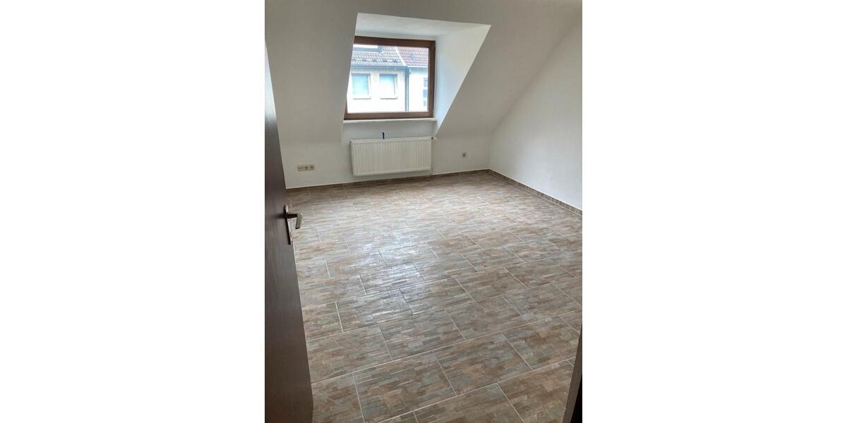 Dachgeschoßwohnung Essen Stadtbezirk VIII - 2 Zimmer, 45 m&sup2;, 620&euro; | Angebot:25448276