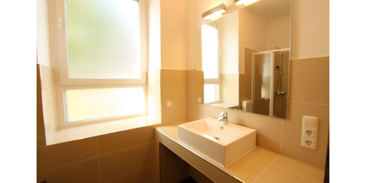 Erdgeschoßwohnung Herne Wanne-Bickern - 2.5 Zimmer, 65 m&sup2;, 600&euro; | Angebot:26690680