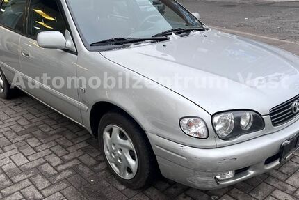 Toyota Corolla 63.000 km 3.990 &euro; Recklinghausen 45657
