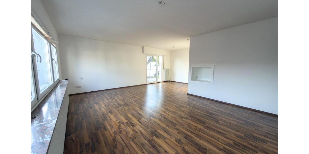Etagenwohnung Dortmund Hörde - 2 Zimmer, 82 m&sup2;, 990&euro; | Angebot:26022998
