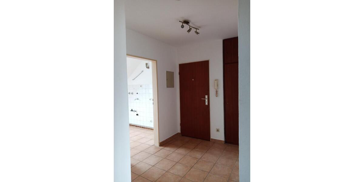 Dachgeschoßwohnung Gelsenkirchen - 3.5 Zimmer, 66 m&sup2;, 430&euro; | Angebot:25839834