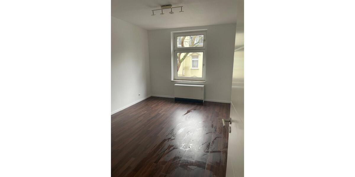 Etagenwohnung Essen Stadtbezirk III - 3 Zimmer, 65 m&sup2;, 550&euro; | Angebot:25238977