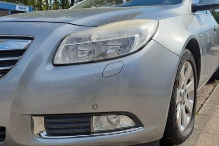 Opel Insignia 173.000 km 3.350 &euro; Essen 45276