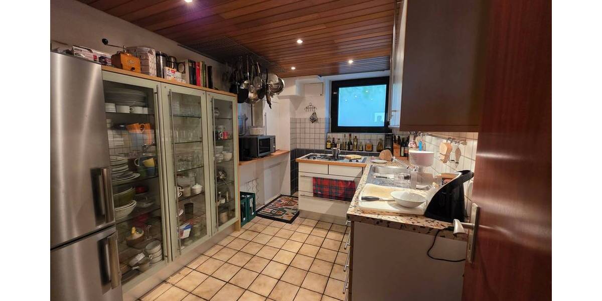 Mehrfamilienhaus, Wohnhaus Velbert Mitte - 6 Zimmer, 230 m&sup2;, 490.000&euro; | Angebot:25680198