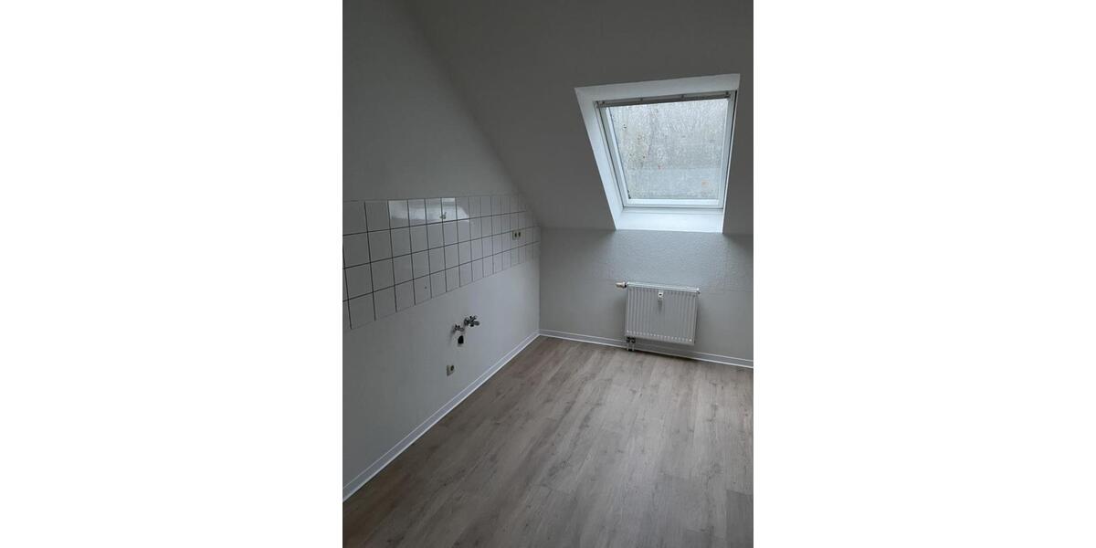 Dachgeschoßwohnung Marl - 3.5 Zimmer, 69 m&sup2;, 397&euro; | Angebot:26015249