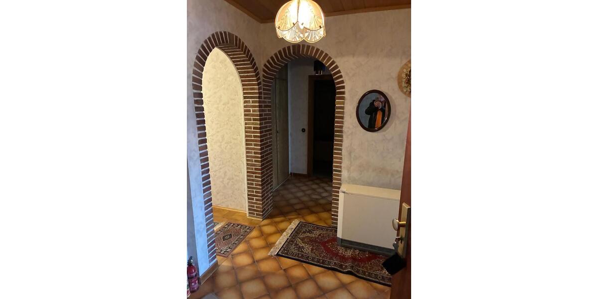 Hochparterre Essen Stadtbezirk VII - 3.5 Zimmer, 84 m&sup2;, 139.000&euro; | Angebot:26167331