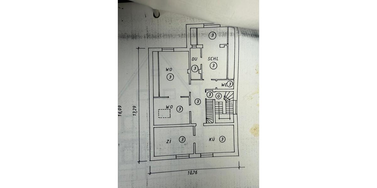 Dachgeschoßwohnung Oberhausen Alstaden - 6 Zimmer, 140 m&sup2;, 190.000&euro; | Angebot:26754336